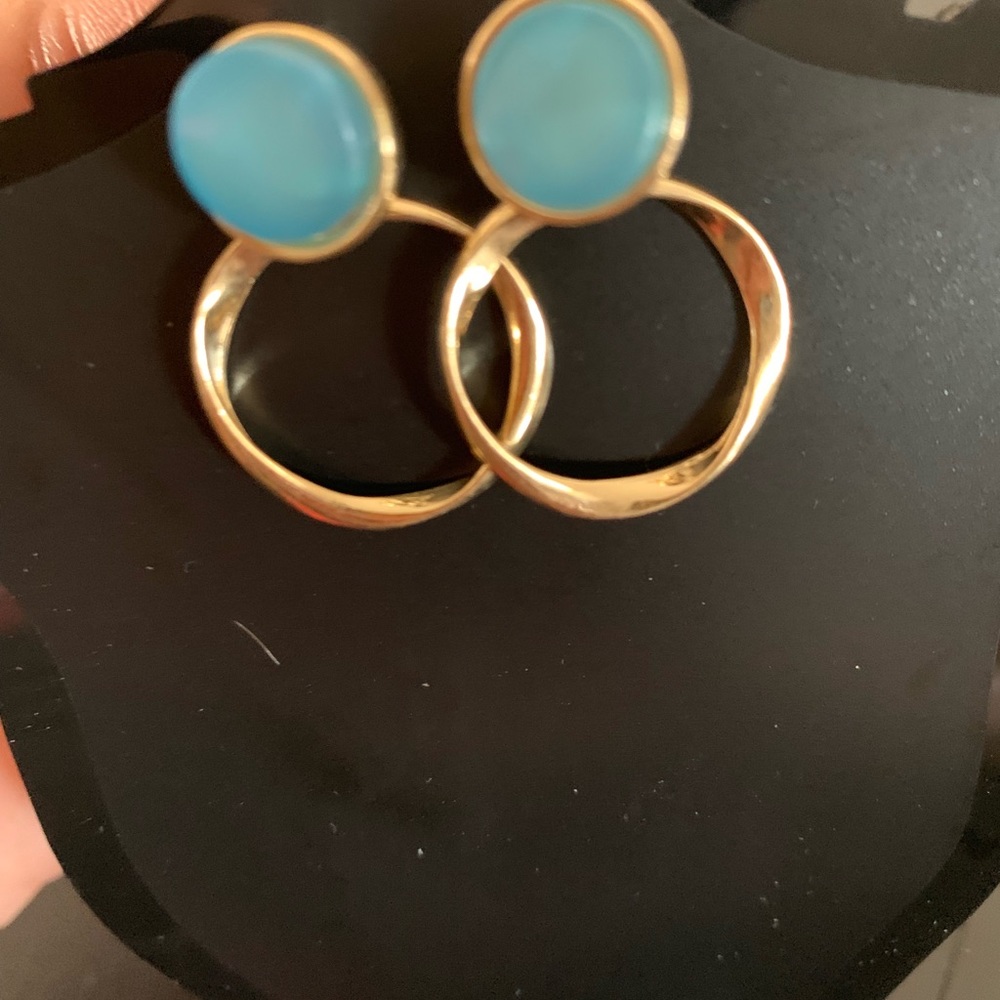 Earrings - Picture 2 of 3